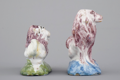 Deux mod&egrave;les en fa&iuml;ence de Delft polychrome, un lion et un chien, 18&egrave;me si&egrave;cle