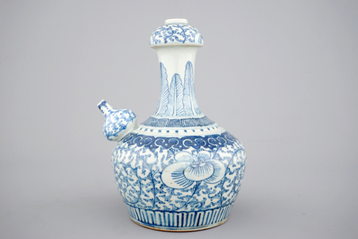 A rare Chinese blue and white kendi for the Indonesian market, 19th C.