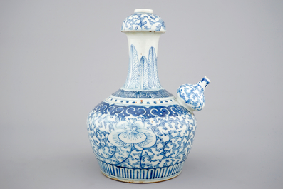 A rare Chinese blue and white kendi for the Indonesian market, 19th C.