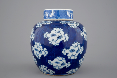 A blue and white Chinese porcelain ginger jar and cover, Kangxi, ca. 1700