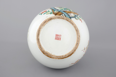 A Chinese polychrome tianqu ping bottle vase decorated with birds on a branch, 19th C.