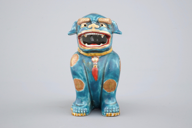 A Chinese incense burner in the shape of a foo dog, 18/19th C