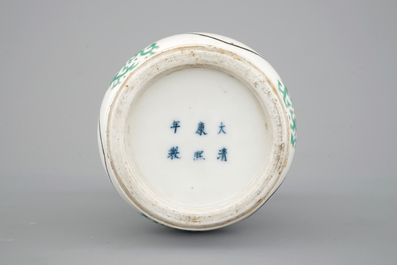A Chinese famille verte albarello-shaped vase, 19th C.