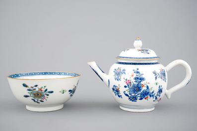 Een deel van een theeservies in Chinees famille rose porselein, 18e eeuw