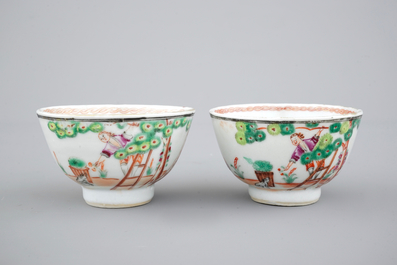 Een paar Chinese famille rose export porseleinen kop en schotels met kersenplukkers, 18e eeuw