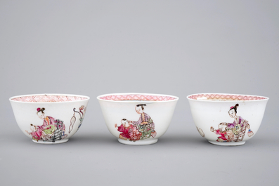 Un lot de 3 tasses et soucoupes en porcelaine fine famille rose, &eacute;poque Yongzheng, 1722-1735