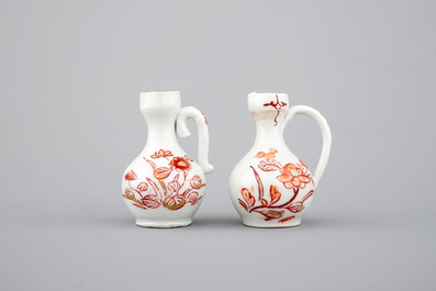 A rare pair of Japanese porcelain miniature doll house jugs, 18th C.