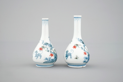 A pair of Japanese Kakiemon porcelain miniature vases, 17/18th C.