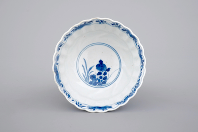 A small Chinese blue and white porcelain floral bowl, Kangxi, ca. 1700