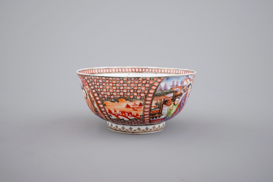 Un bol et une assiette en porcelaine de Chine, d&eacute;cor aux mandarins, 18&egrave;me