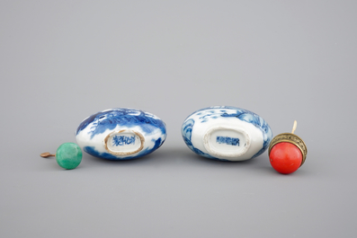 Two blue and white Chinese porcelain snuff bottles, 19/20th C.
