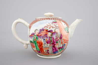 A Chinese export porcelain mandarin pattern teapot, 18th C.