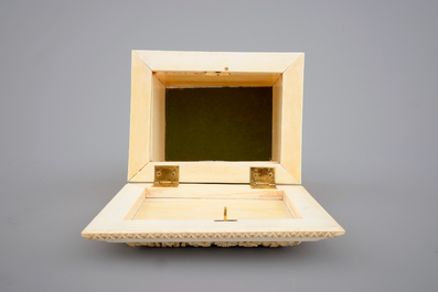 A fine Chinese carved ivory casket, Canton, 19th C.