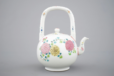 A Chinese famille rose overhead handled teapot, Yongzheng, 1722-1735