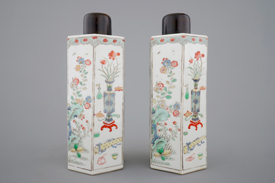 A pair of hexagonal Chinese famille verte tea caddies, Kangxi, ca. 1700