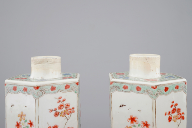 A pair of hexagonal Chinese famille verte tea caddies, Kangxi, ca. 1700