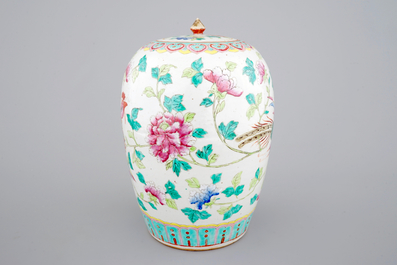 A Chinese polychrome ginger jar and cover with a phoenix, 19th C.