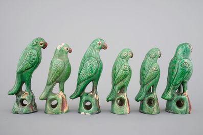 A set of six Chinese sancai pottery figures of parrots, late Qing Dynasty