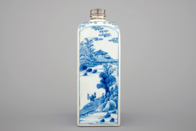 A blue and white Chinese porcelain silver-mounted VOC tea caddy, Kangxi, ca. 1700
