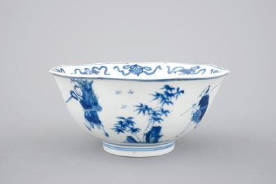A blue and white Chinese porcelain octagonal bowl and a plate, Kangxi, ca. 1700