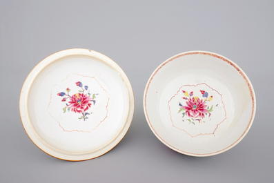 A round Chinese famille rose export porcelain tureen and cover, Qianlong, 18th C.
