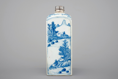 A blue and white Chinese porcelain silver-mounted VOC tea caddy, Kangxi, ca. 1700