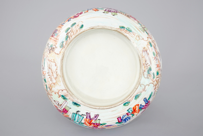 A Chinese export porcelain Mandarin pattern bowl and a dish, Qianlong, 18th C.