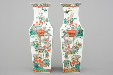 A pair of square Chinese wucai porcelain vases with warriors, 19th C.