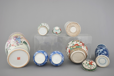 A collection of various Chinese porcelain vases, 19/20th C.