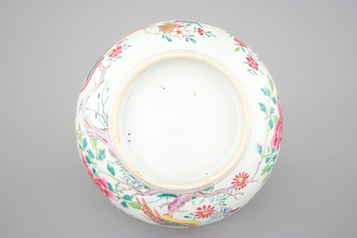A large Chinese famille rose export porcelain bowl with pheasants, Qianlong, 18th C.