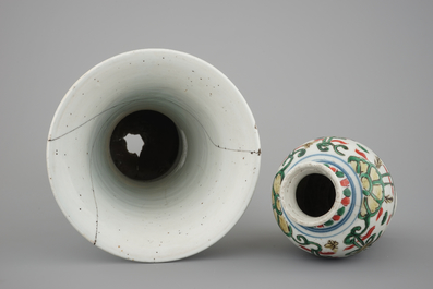 A Chinese wucai porcelain beaker vase and a smaller vase, Chongzhen (1628-1643), Transitional period