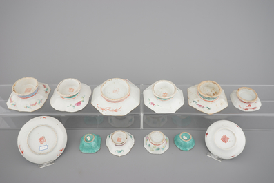 A set of 10 Chinese famille rose porcelain bowls on foot, 2 vases and 2 saucers, 19th C.