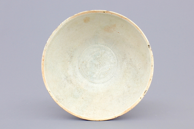 A Chinese Qingbai bowl with fish and a green box and cover, Song, 10-13th C.