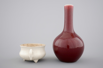 A Chinese sang de boeuf vase, 18/19th C. and a blanc de Chine censer, 18th C.