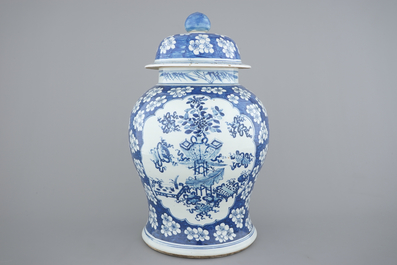 A large blue and white Chinese porcelain baluster jar and cover, 19th C.