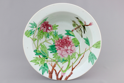 A Chinese porcelain famille rose basin with birds on a branch, 19th C.