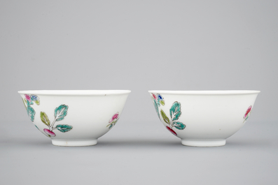 A Chinese famille rose bowl and two famille rose bowls with flowers