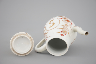 A Japanese Imari shaving bowl and an Arita soy jug, 17/18th C.