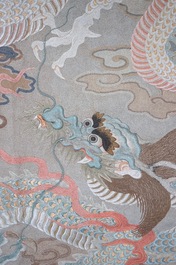 A large interesting Chinese dragon tapestry with gold wire, 18/19th C.