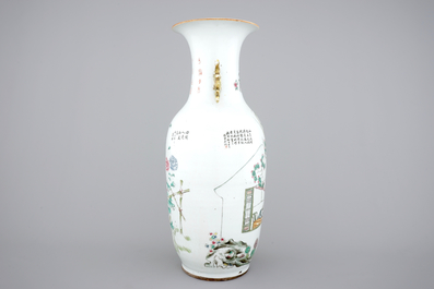 A Chinese famille rose porcelain vase decorated on both sides, 19/20th C.