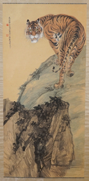 A large Chinese scroll painting of a tiger, 19/20th C.