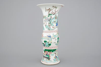 A Chinese famille verte Kangxi style yenyen vase, 19/20th C.