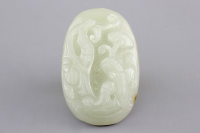 A set of 4 pale celadon jade carvings, 19/20th C.