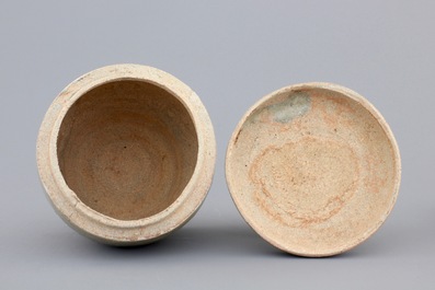 A Chinese Qingbai bowl with fish and a green box and cover, Song, 10-13th C.