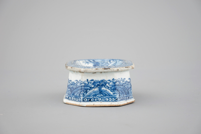 Four Chinese doucai, kraak, Yongzheng and Imari plates and a blue &amp; white salt, 18th C.