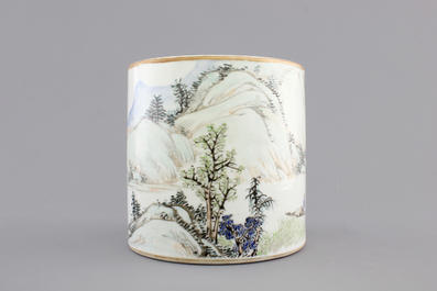 A signed Chinese Qianjiang porcelain brush pot with a landscape all over, early 20th C.