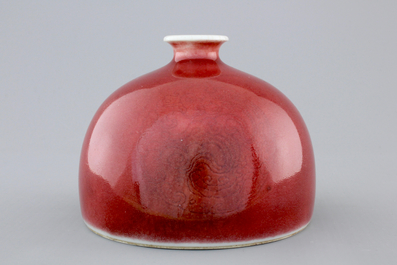 A Chinese peachbloom-glazed beehive waterpot, Kangxi mark, 18/19th C.