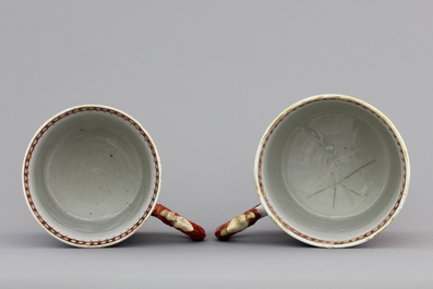 Two Chinese export porcelain mandarin pattern mugs with dragon handles, Qianlong, 18th C.