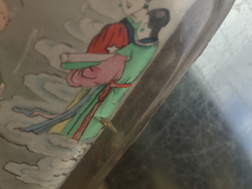 A Chinese inside-painted glass snuff bottle, 20th C.