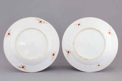 A fine pair of Chinese famille rose export plates, Yongzheng, 1722-1735